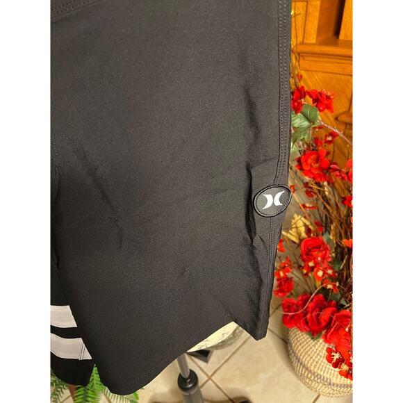 Hurley Men’s Black Phantom Eco Block Party 18" Board shorts Sports Size 30 - Picture 6 of 12